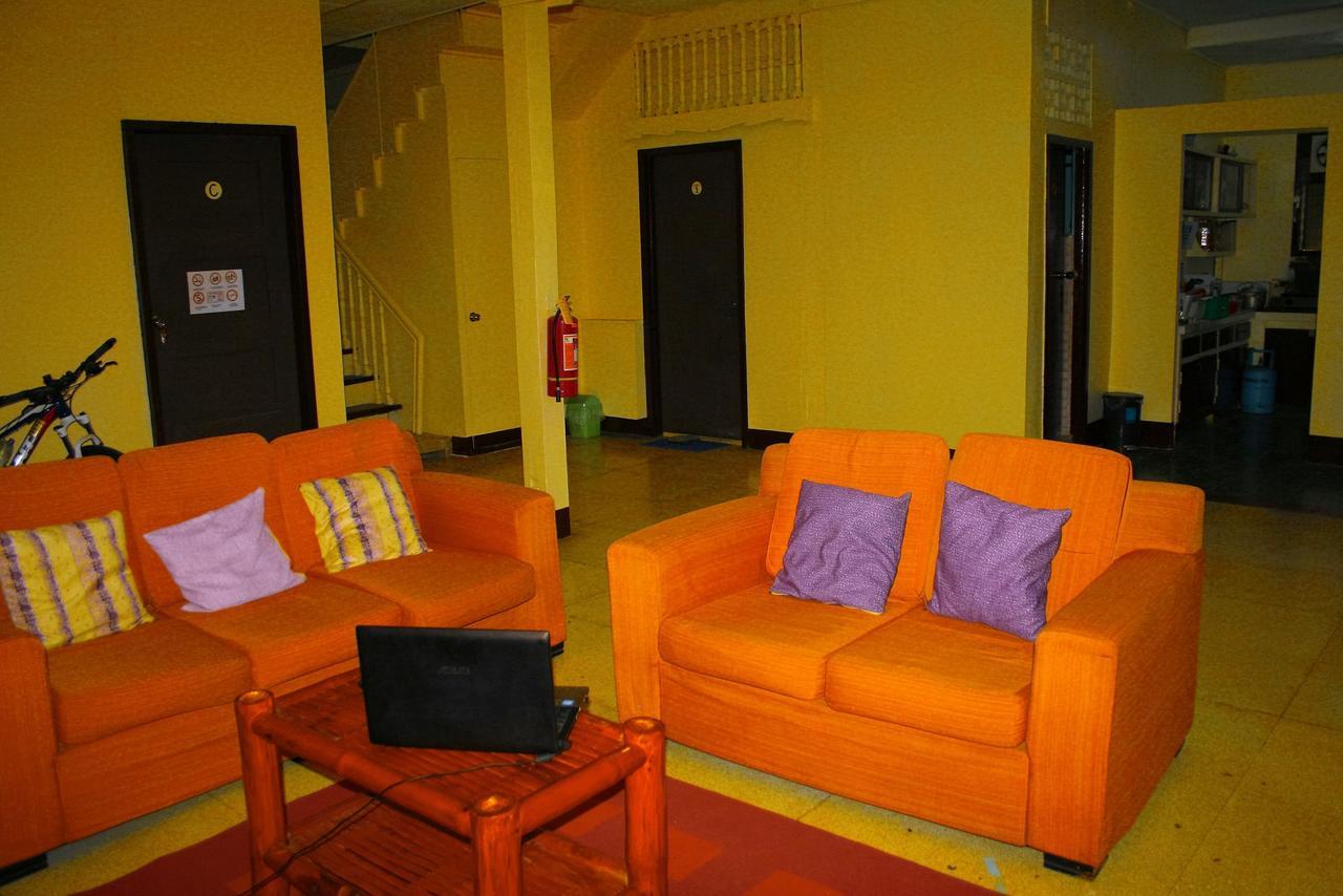 8Th Street Guesthouse Cebu Exterior photo