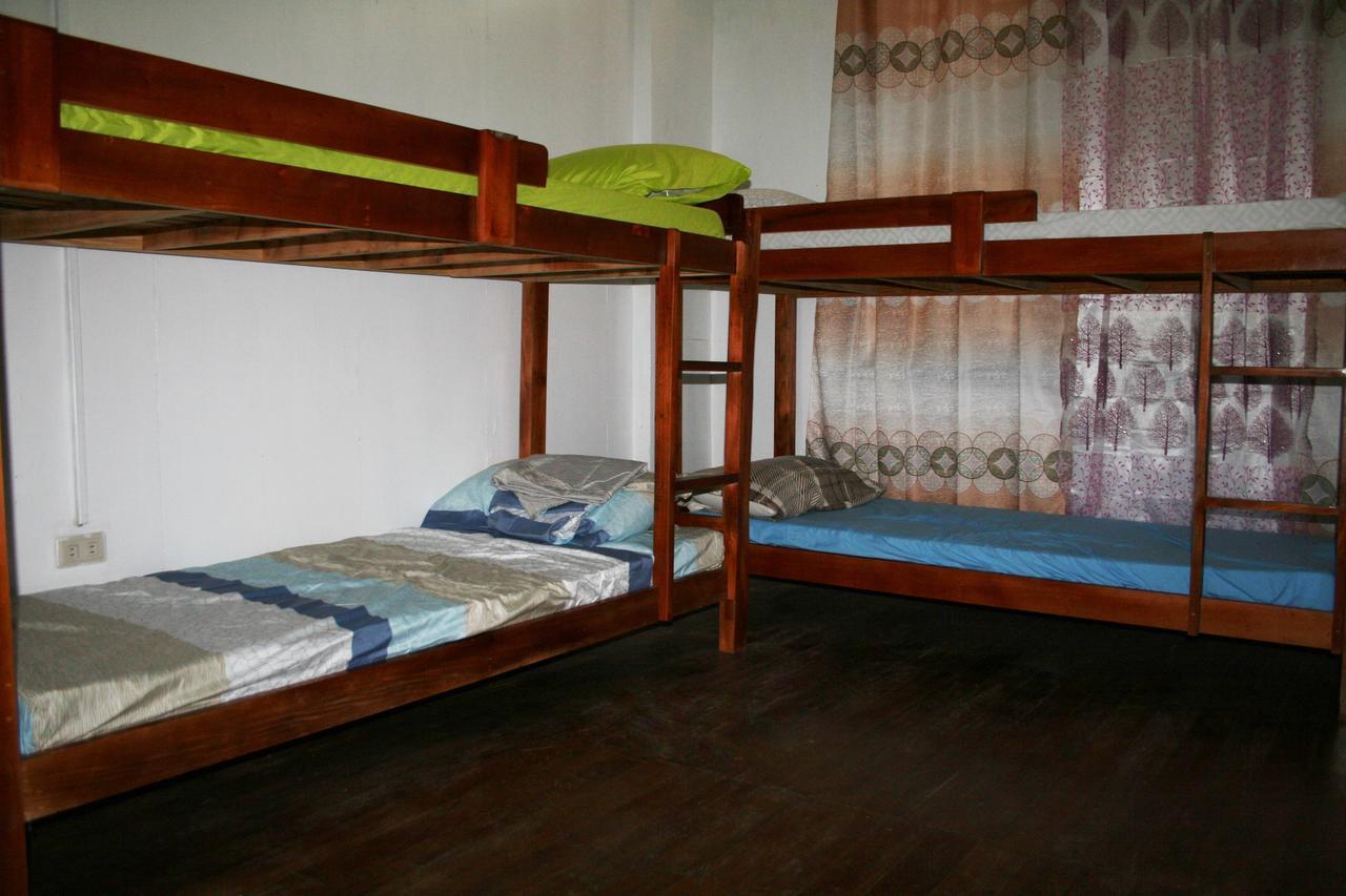 8Th Street Guesthouse Cebu Exterior photo